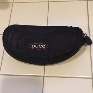 DUCO glasses case